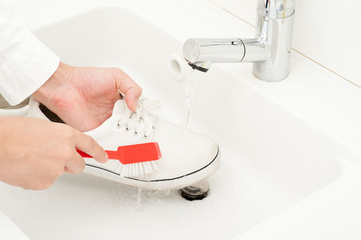 zapatillas blancas como el primer día