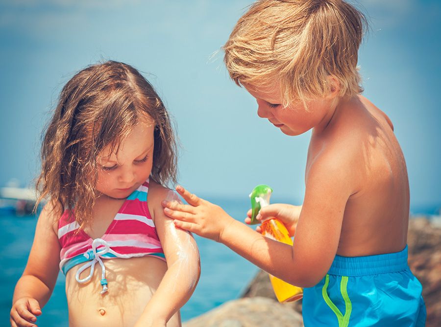 Cómo proteger a los niños del sol