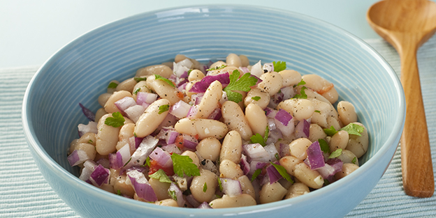 Ensalada de pochas y bacalao