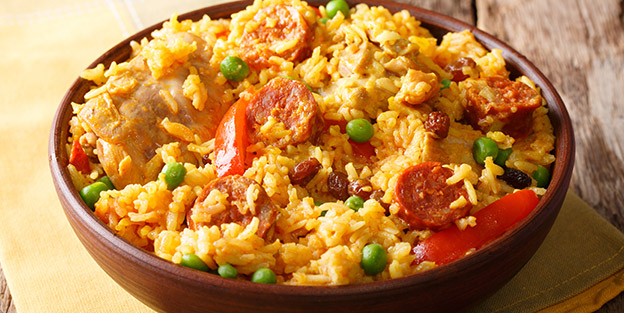 Arroz con pollo, chorizo y guisantes | Palacios