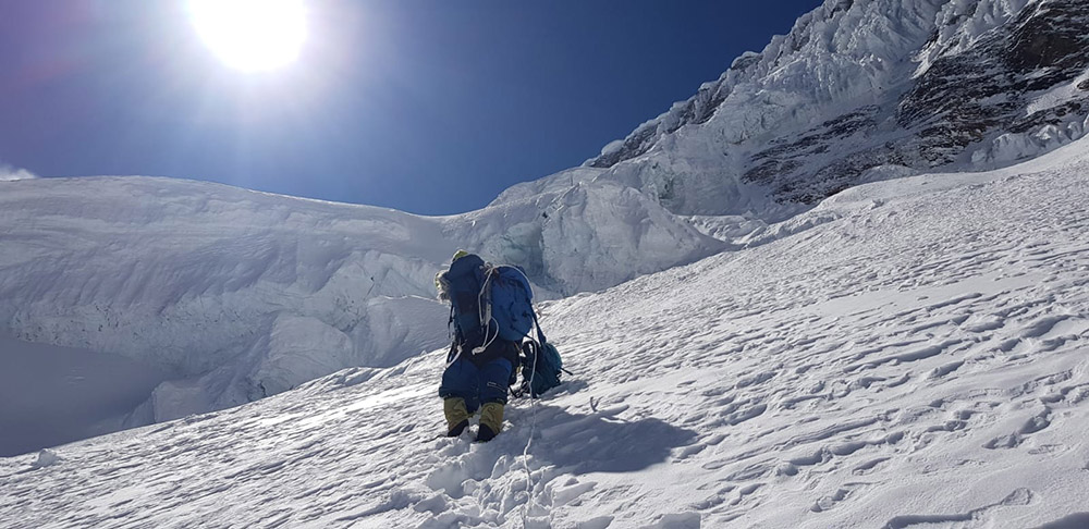 La cumbre del Manaslu tendrá que esperar a Txikon