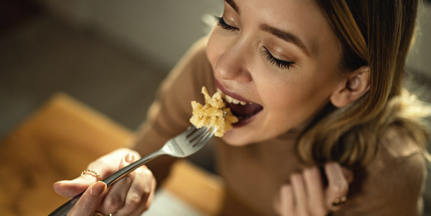 ¿Por qué es importante comer despacio?