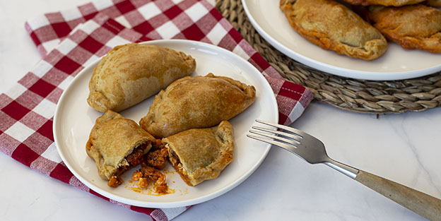 Empanadillas criollas con Chorizo BBQ Palacios