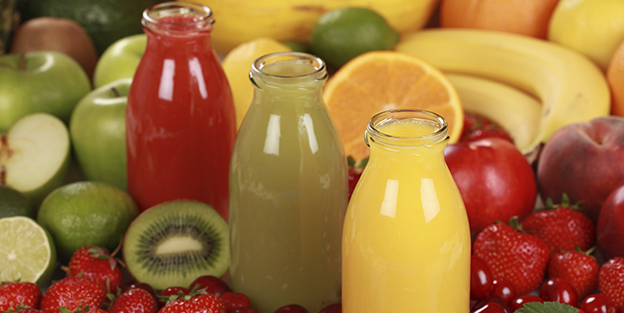 ¿Cómo debemos tomar la fruta: entera, batida o en zumo?