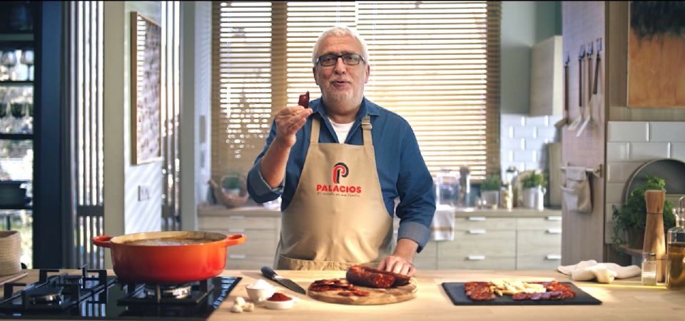 Chorizo Palacios.100% Natural. 100% Inimitable. El inimitable sabor a pueblo. 